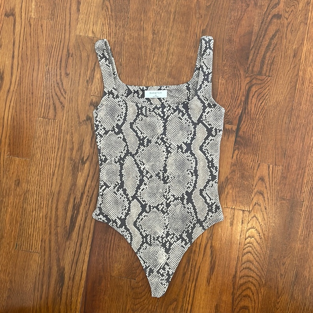 ARITZIA Babaton Bodysuit